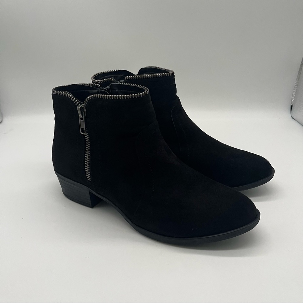JustFab Black Ankle Boots Women’s Size 8